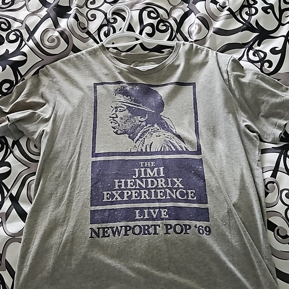 Jimi Hendrix Graphic Tee - Picture 1 of 2